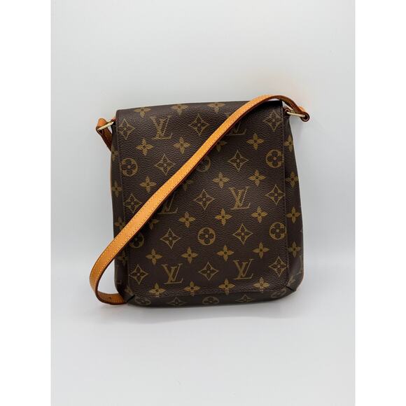Louis Vuitton Musette Salsa - Picture 1 of 8